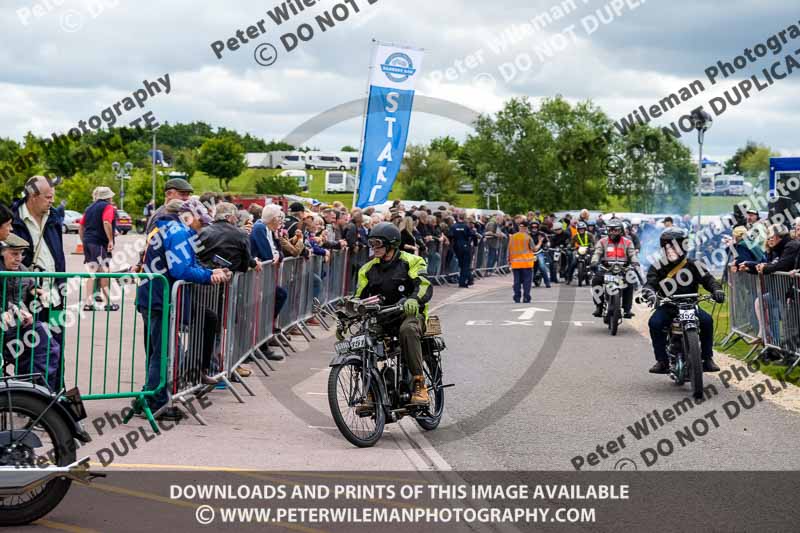 Vintage motorcycle club;eventdigitalimages;no limits trackdays;peter wileman photography;vintage motocycles;vmcc banbury run photographs